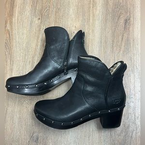 Ugg Ladies Black Leather Studed Ankle Boots fur lined